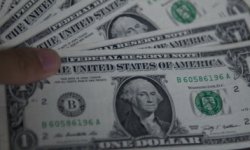 بلومبرغ: الصناديق الأوروبية تخسر 27 مليار دولار هذا العام لصالح الأمريكية